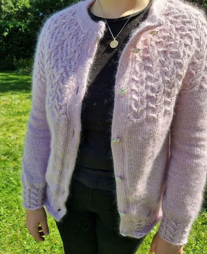Heartshaped Cardigan