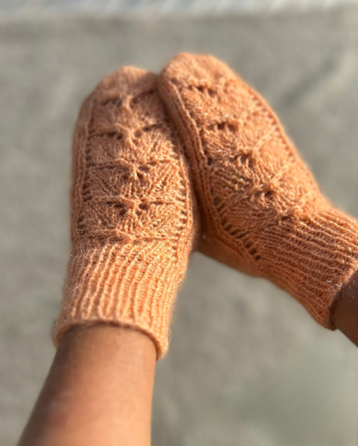 Pretty leaf mittens