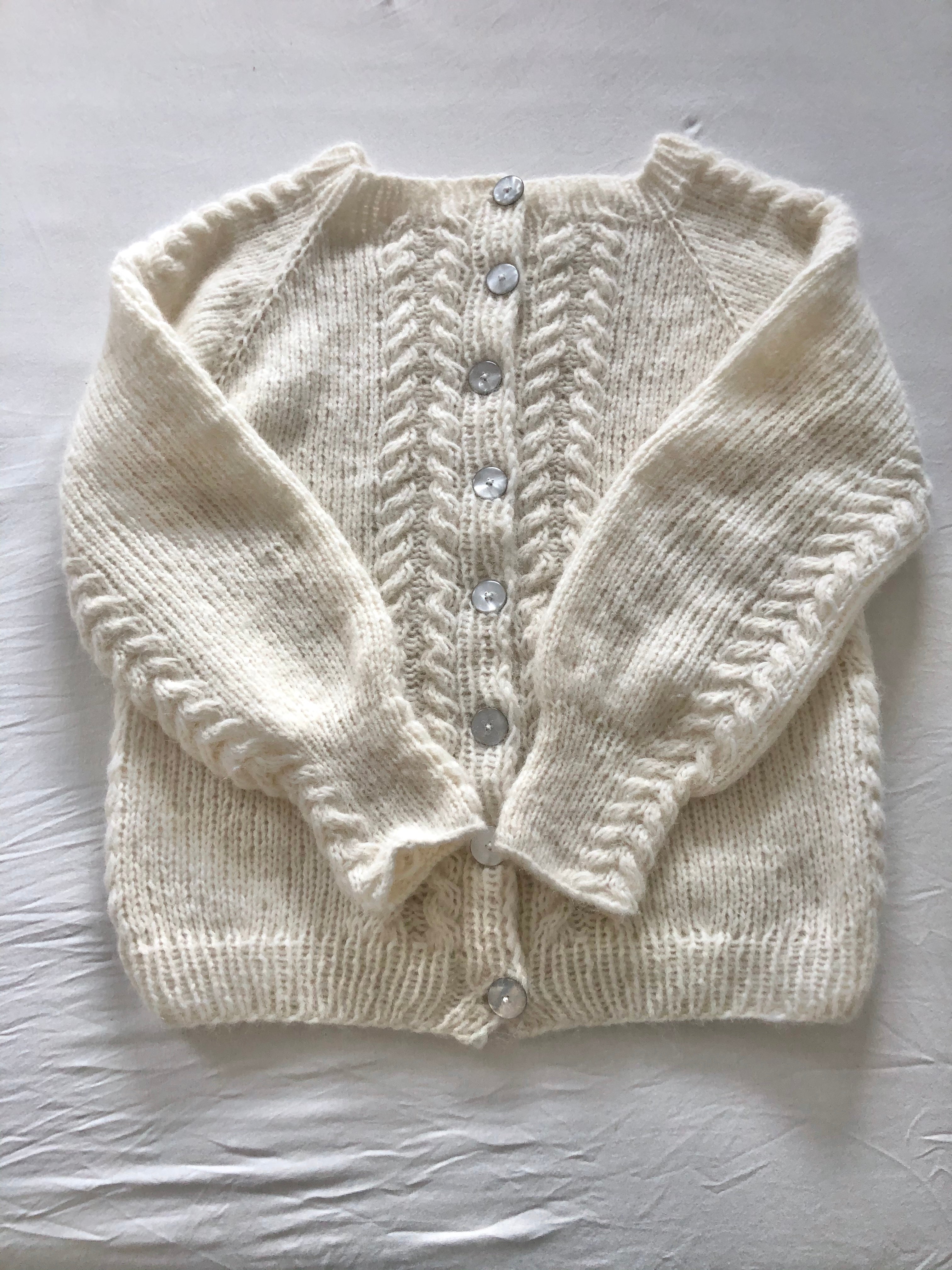 Airy flettecardigan