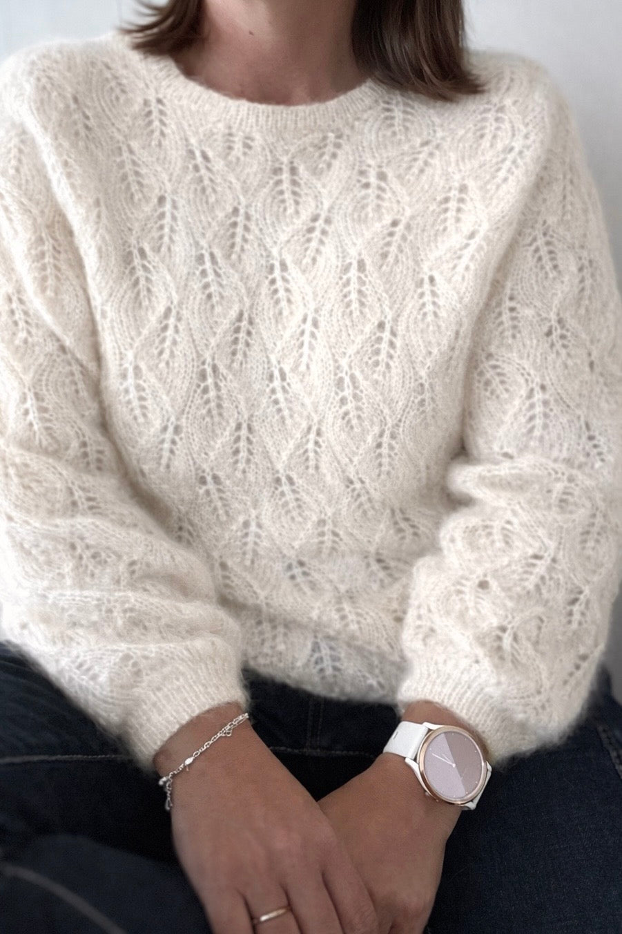 Crossing leaves sweater