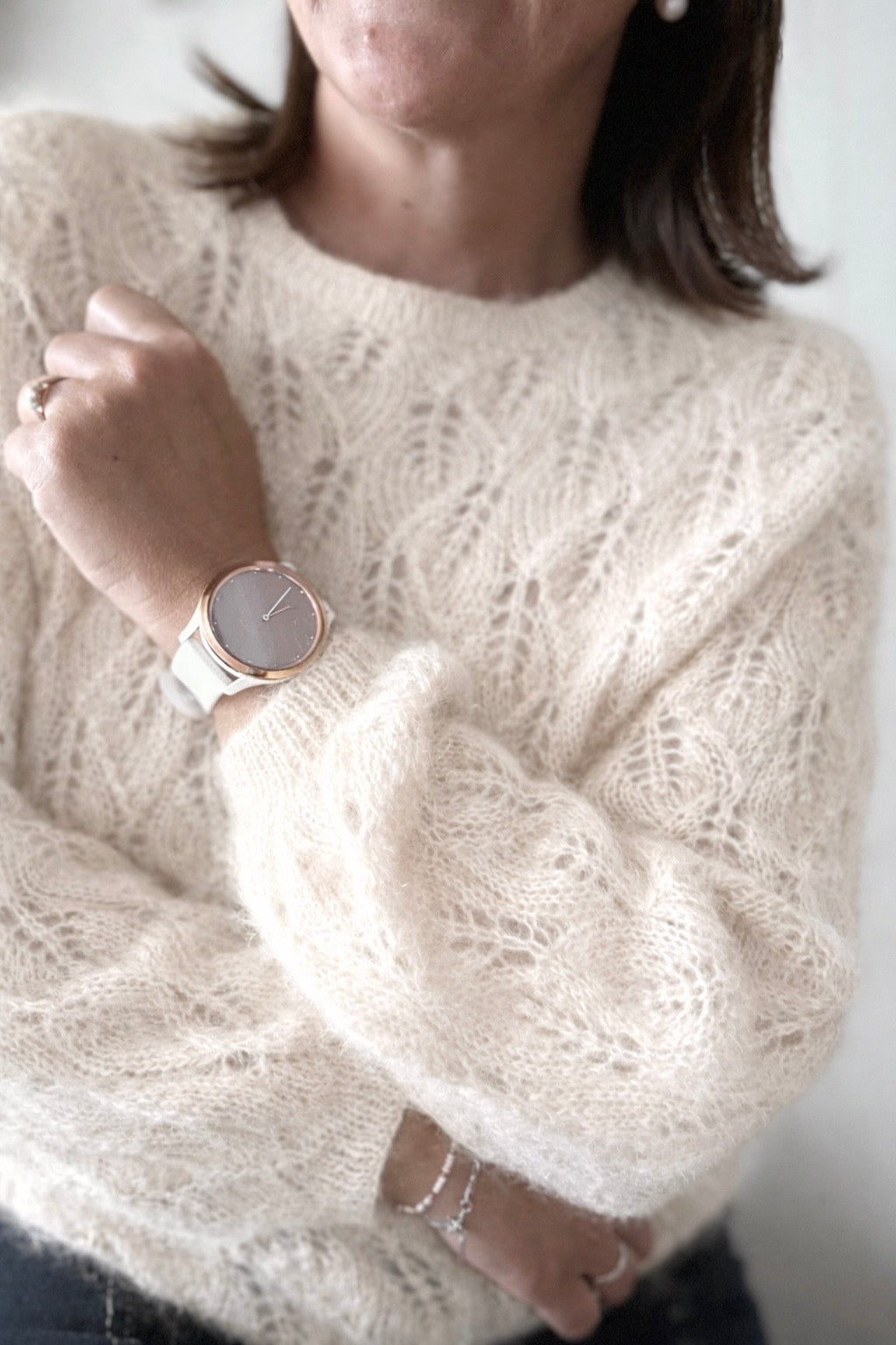 Crossing leaves sweater