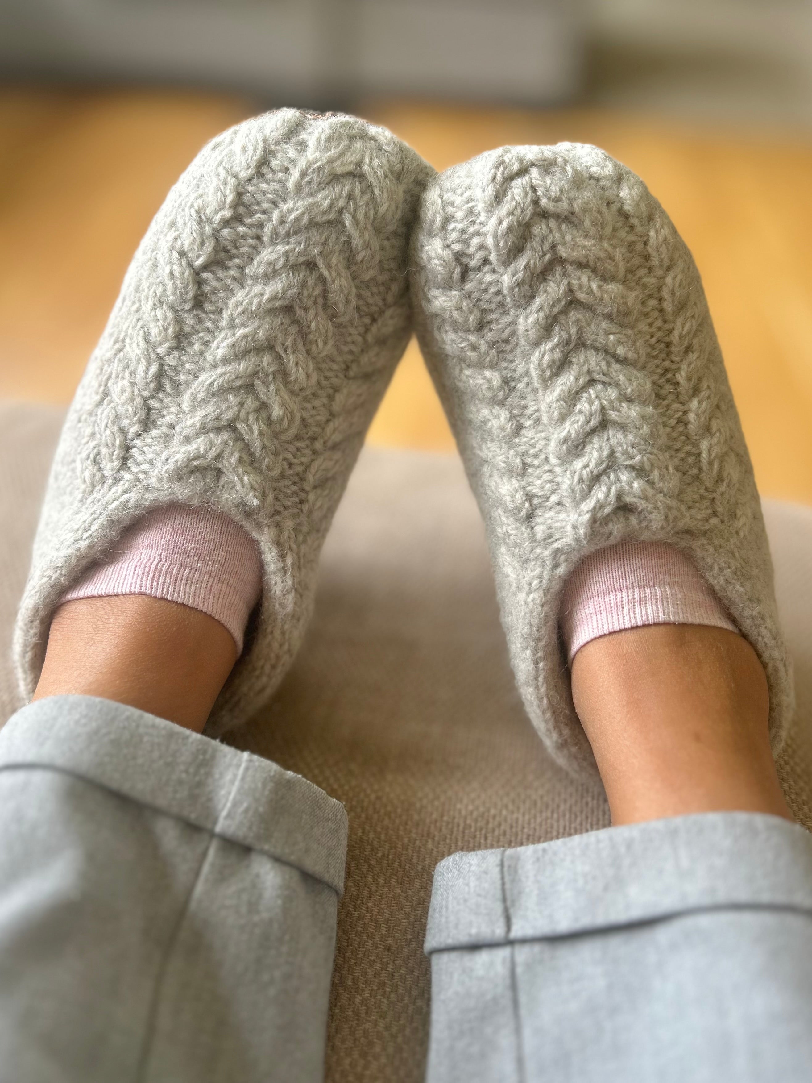 Airy slippers