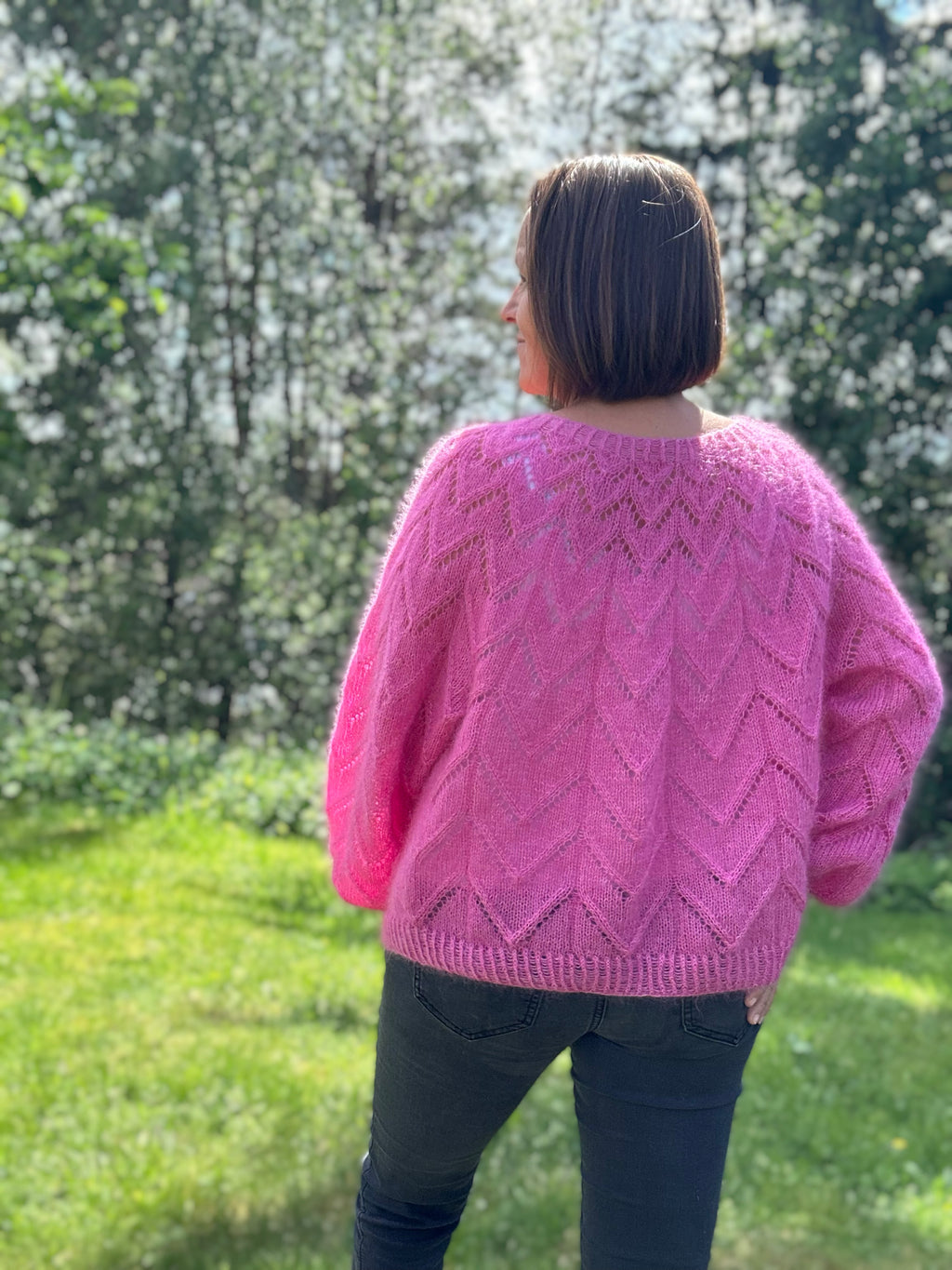Arrowina Cardigan