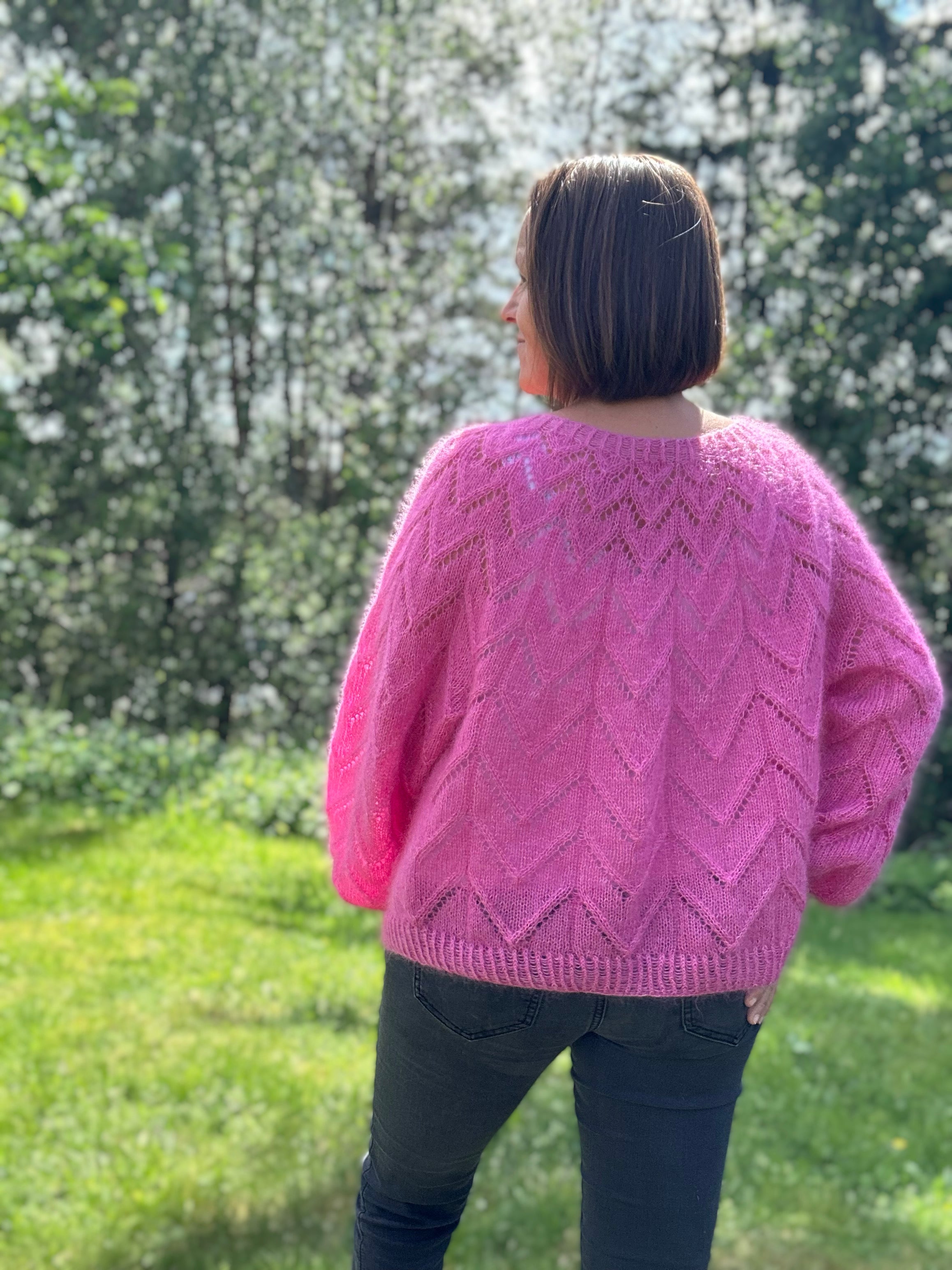 Arrowina Cardigan