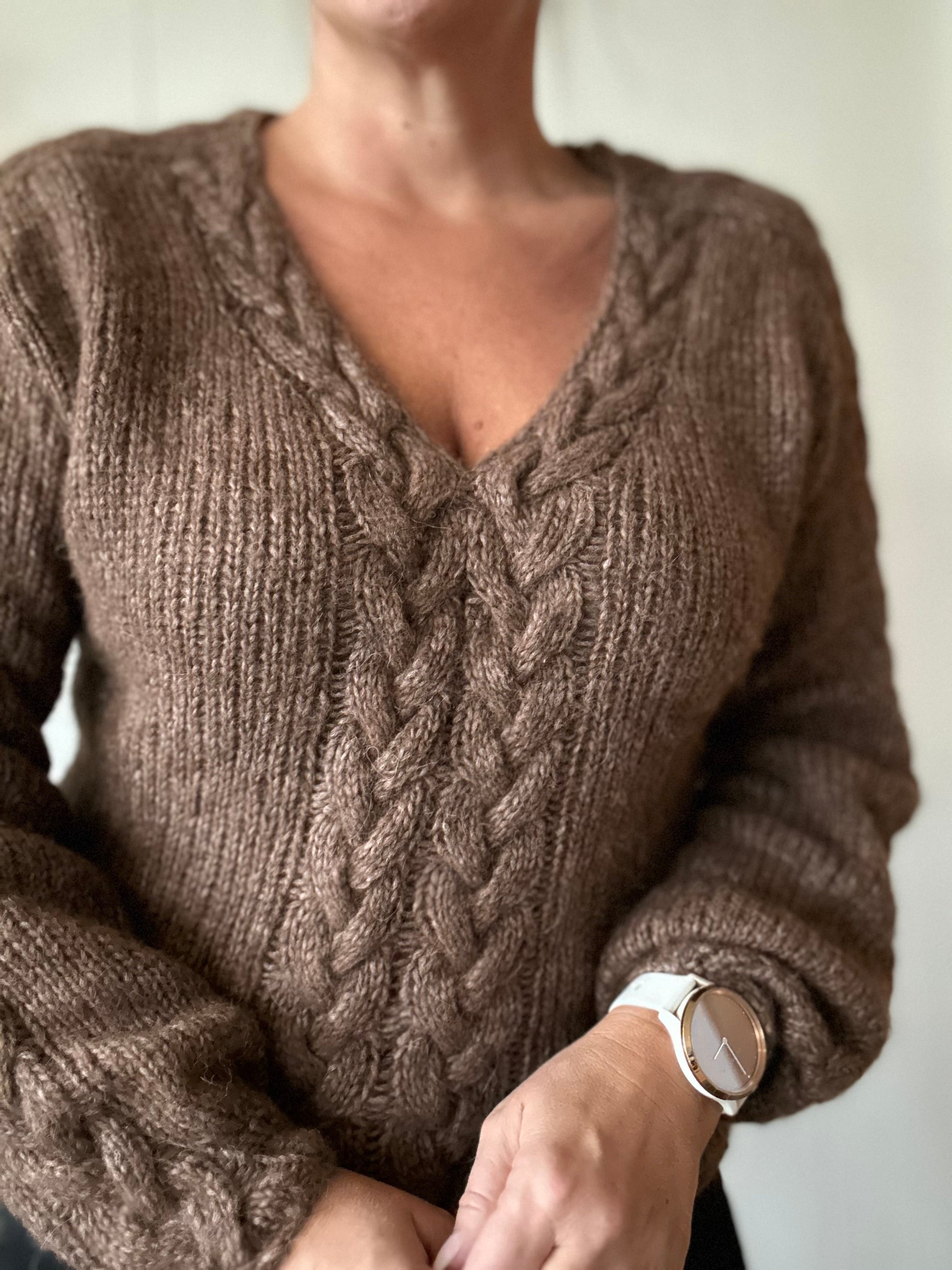 Snuggles Cablesweater