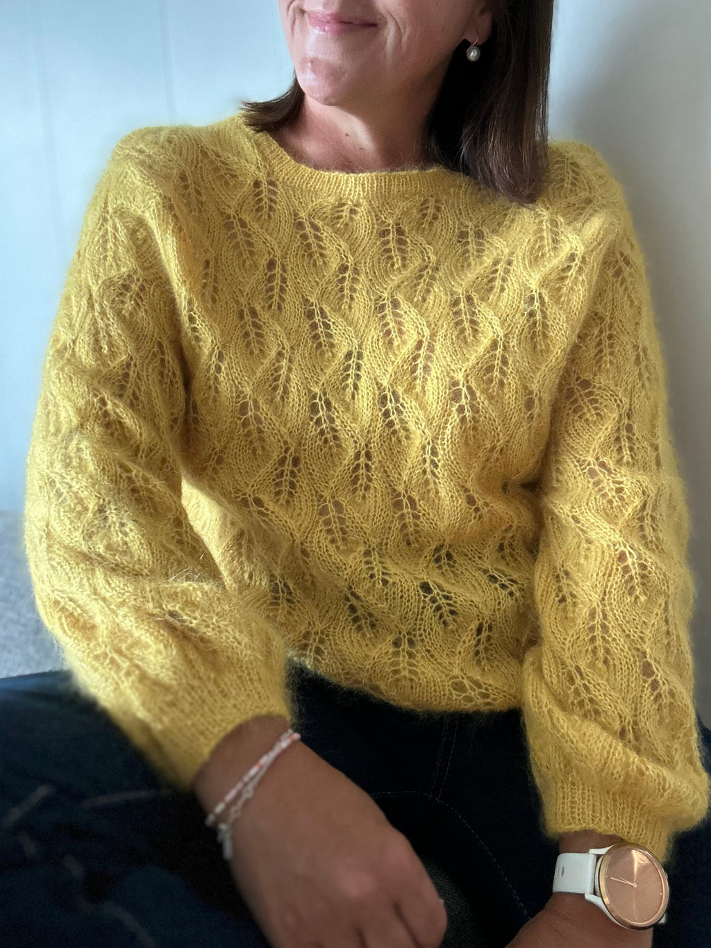 Crossing leaves sweater