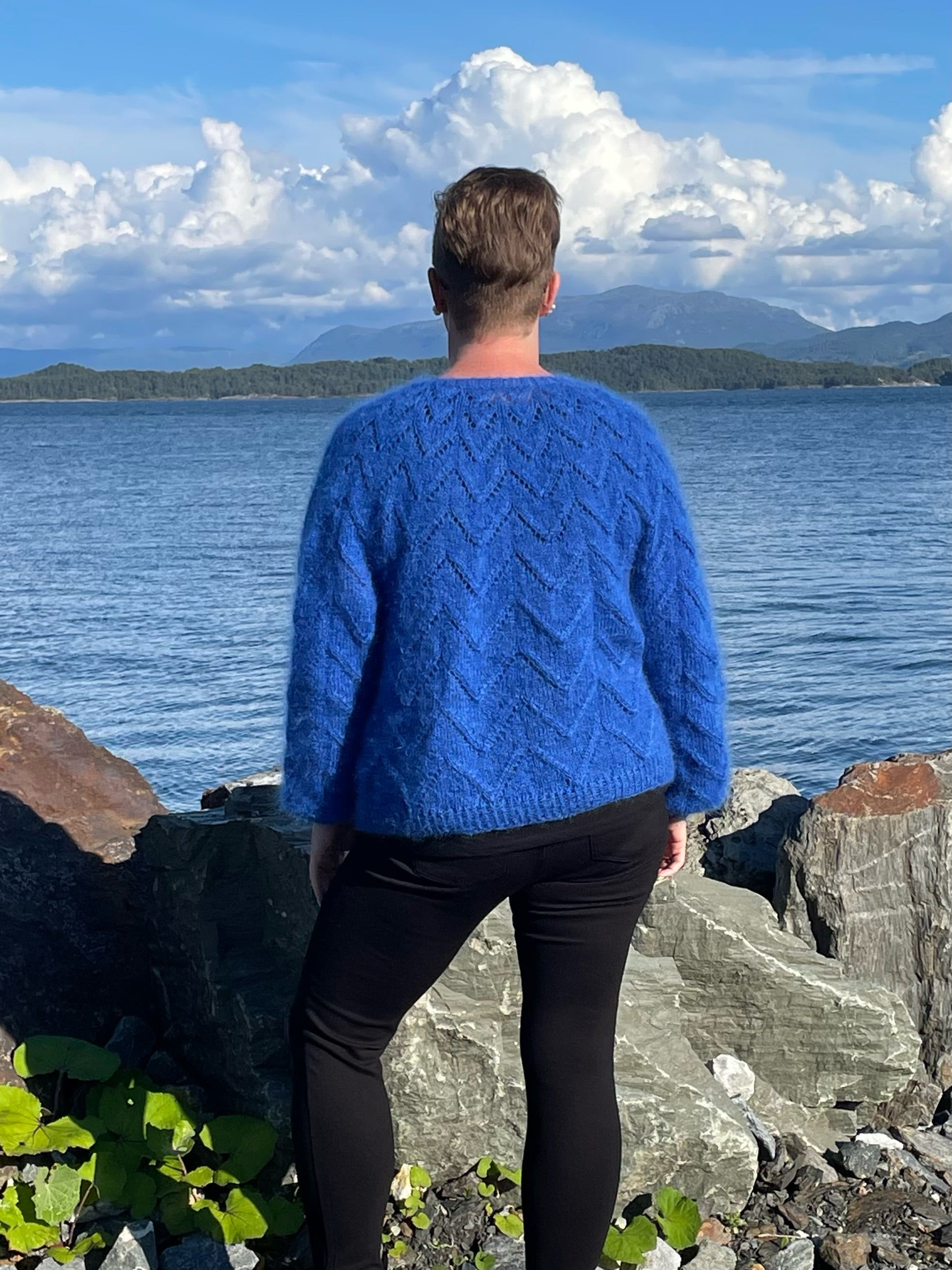 Arrowina Cardigan