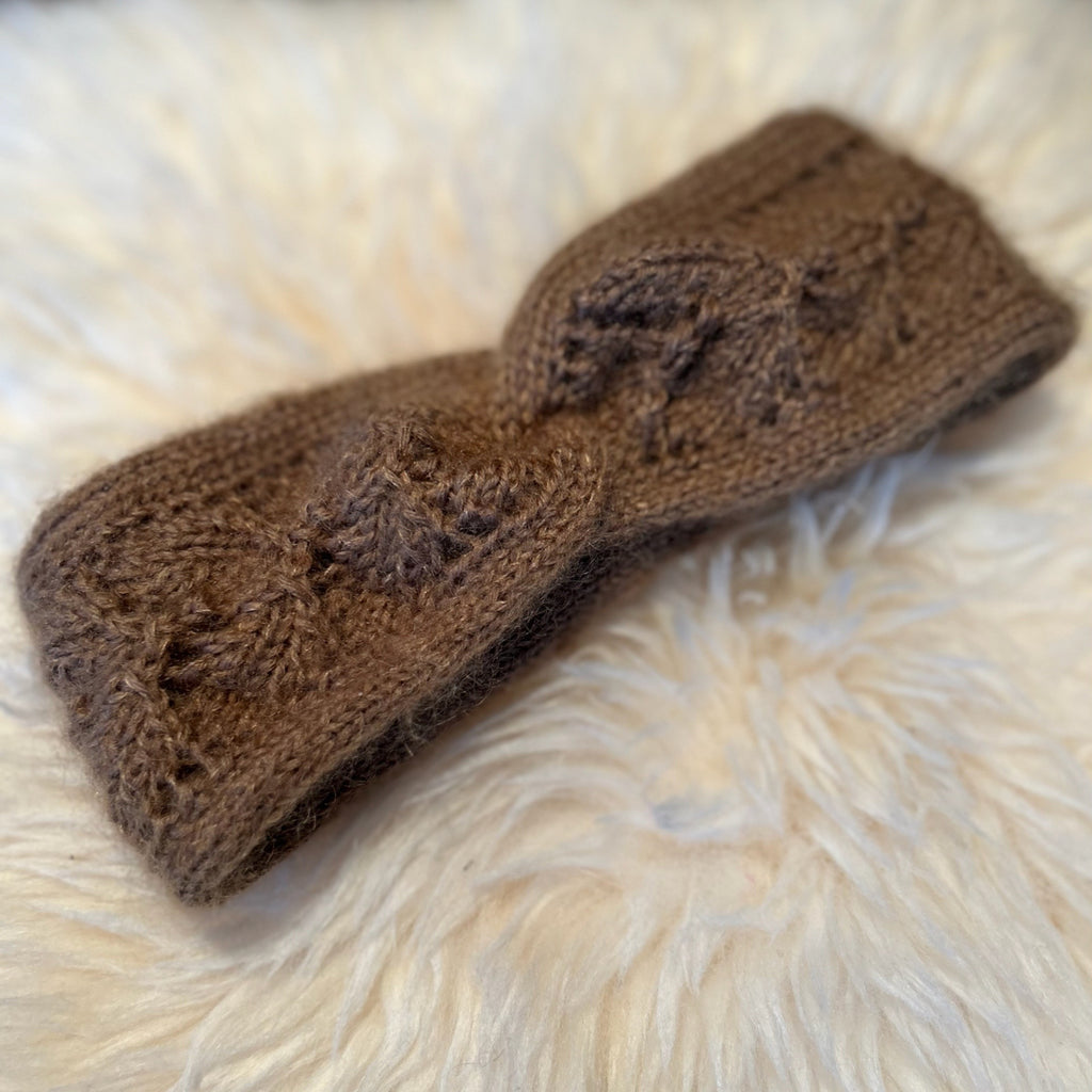 Pretty leaf twist headband