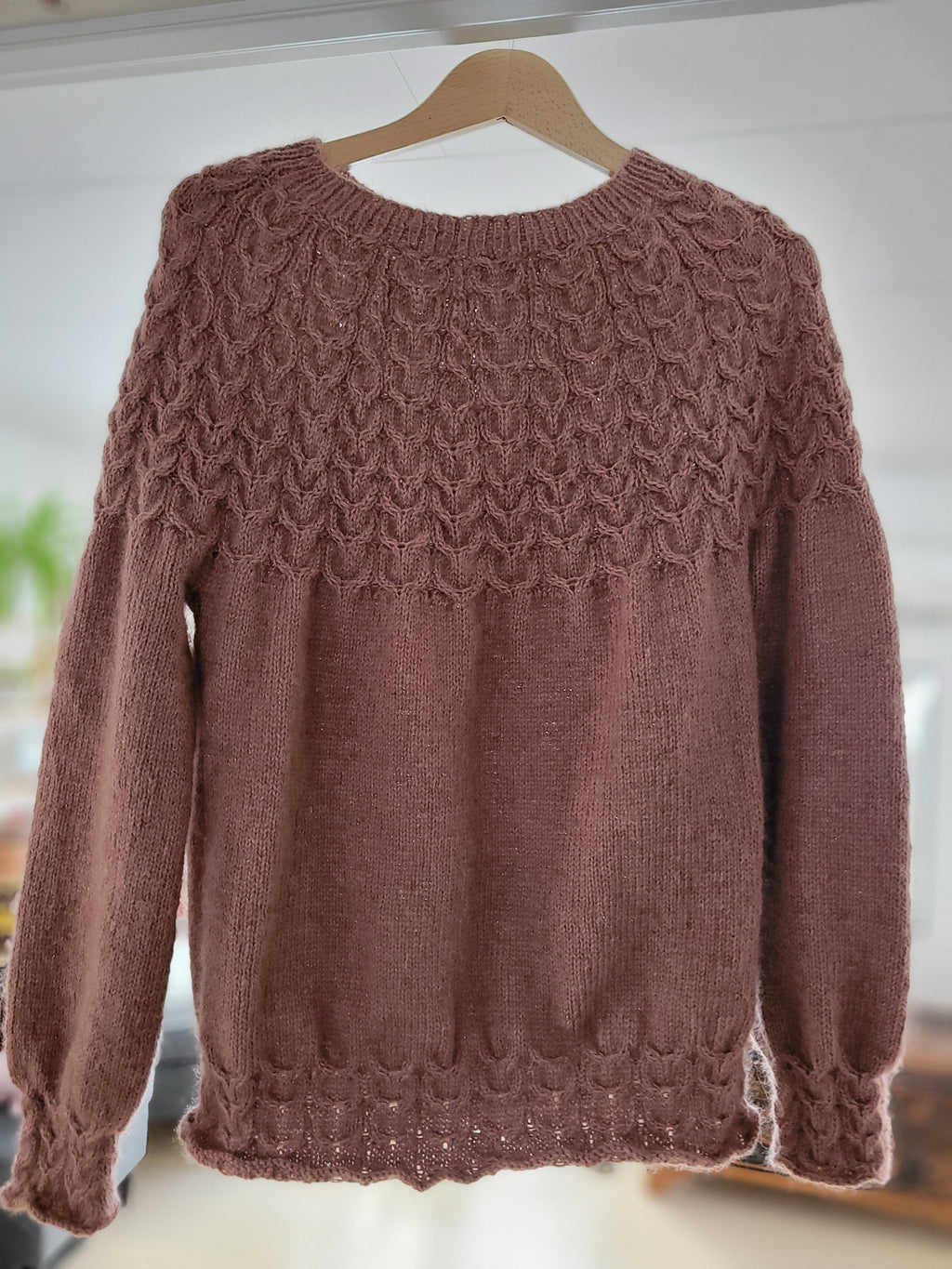 Heartshaped Sweater