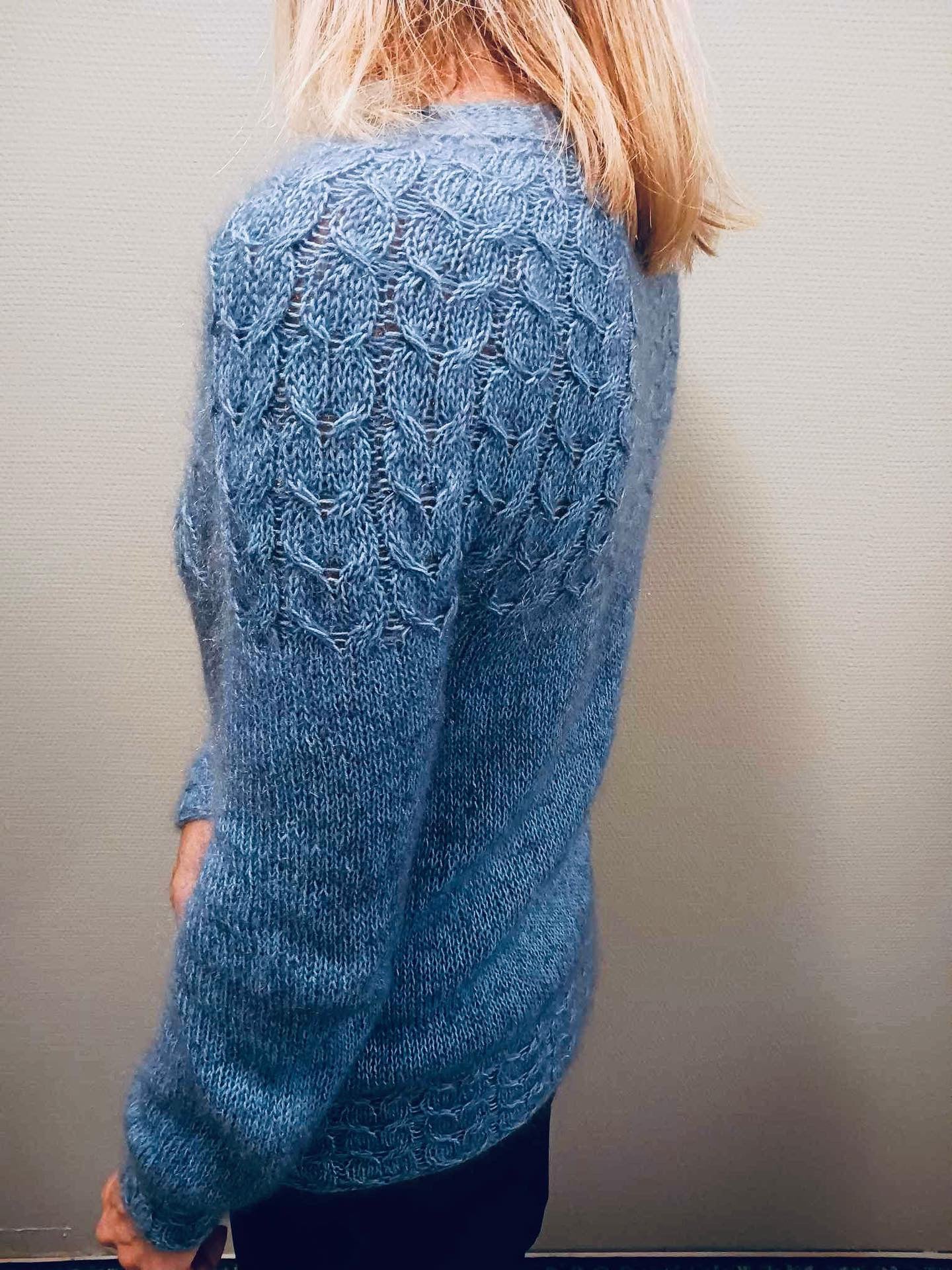 Heartshaped Cardigan