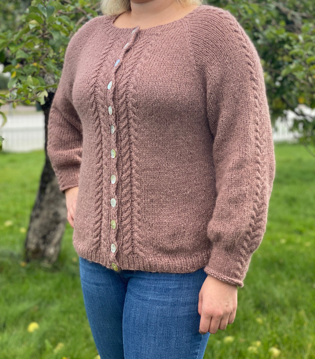 Airy flettecardigan
