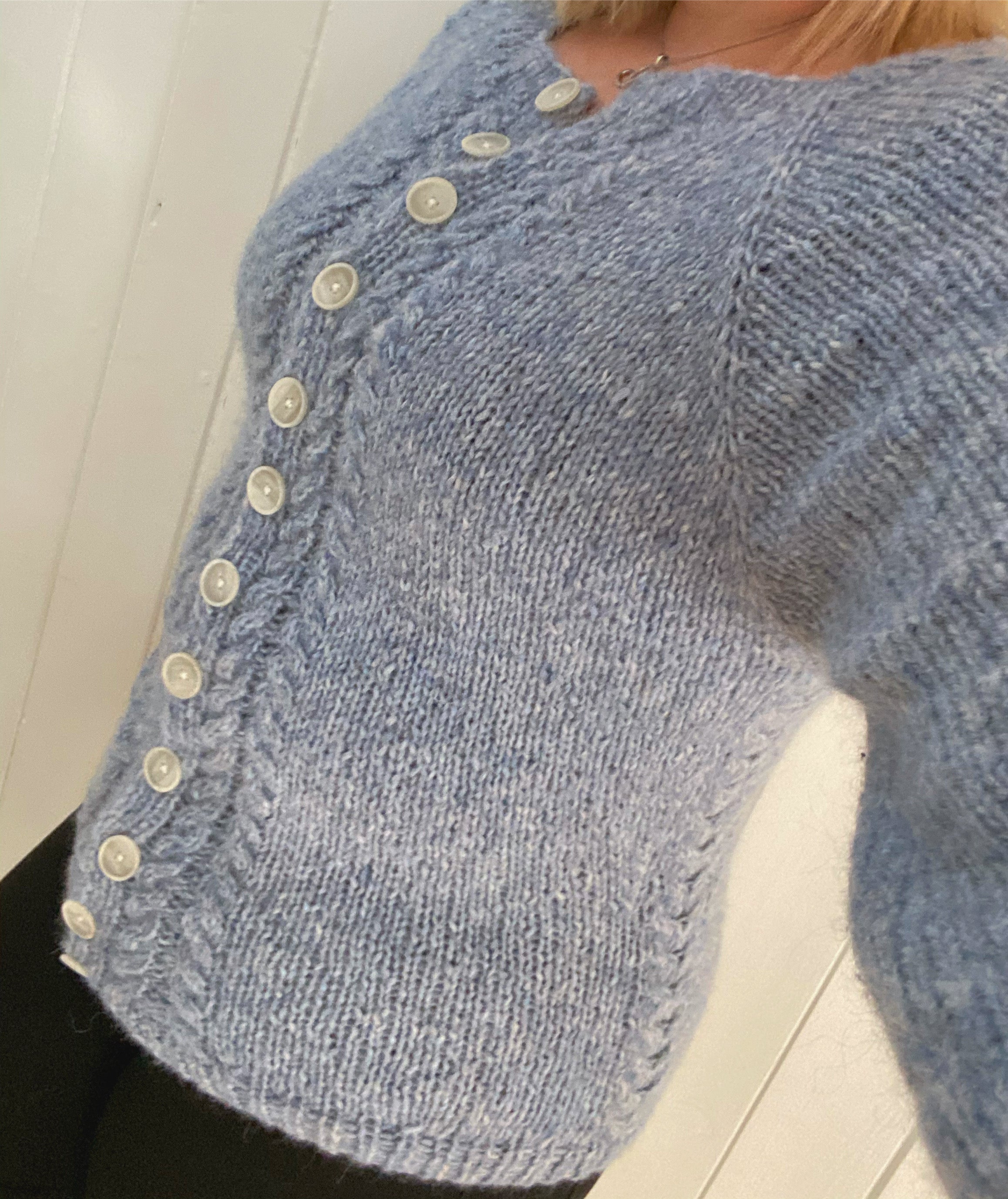 Airy flettecardigan